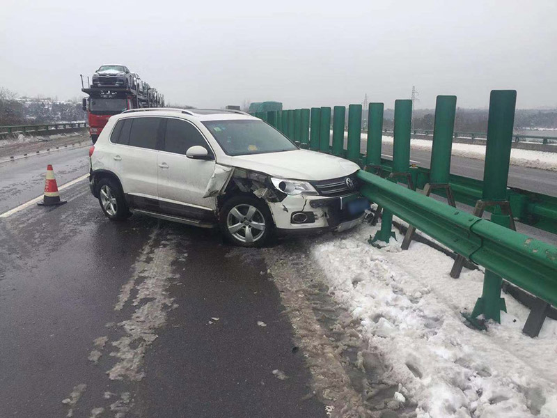 阿城汽車雪地困境救援：專業(yè)指南，助您擺脫困境